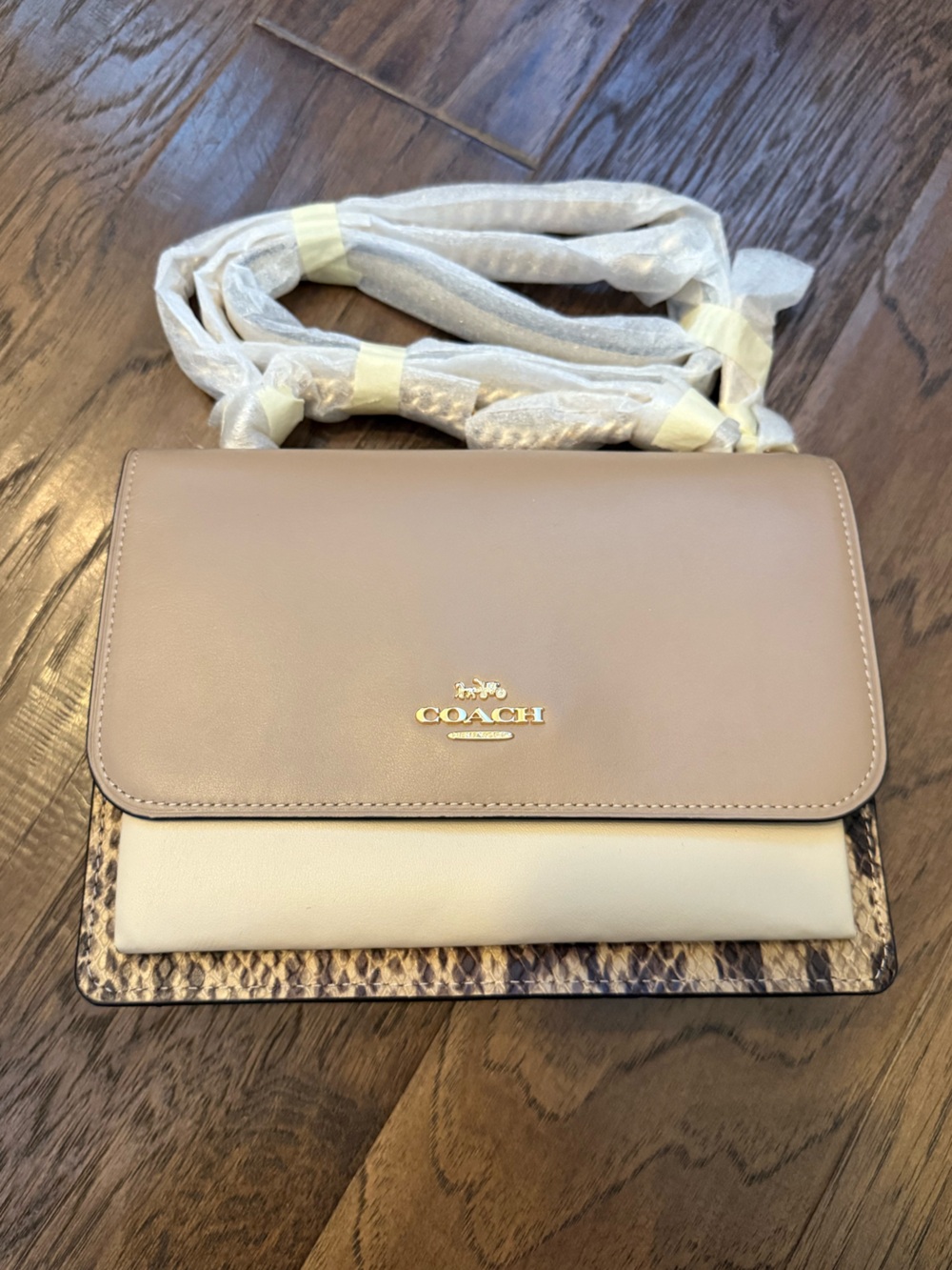 NWT COACH Klare Crossbody Bag tan, ivory, snakeskin with chain strap